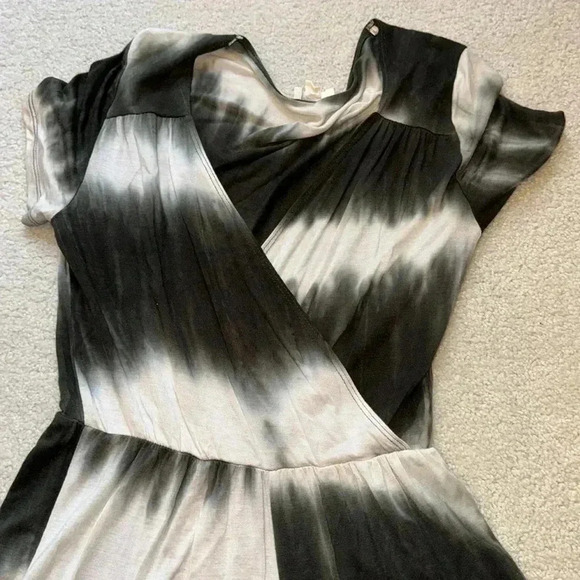 Romper - Picture 3 of 4